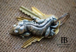Leachianus Gecko Keychain (Pewter) By Emily Burke